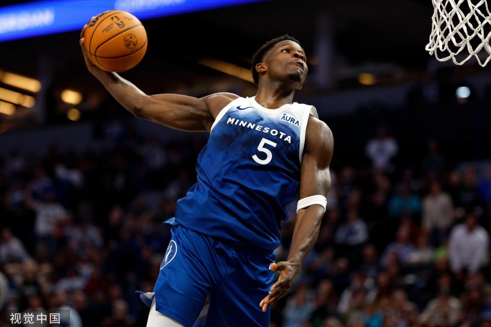 的U型槽中 的U型槽中